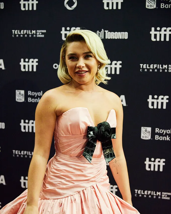Florence Pugh in Colorado and the Americas: Travel and Filming
