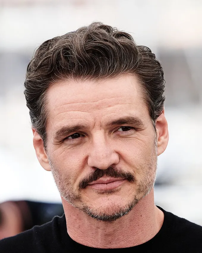 Pedro Pascal Wife: Is the Actor Married? Dating History & Sexuality